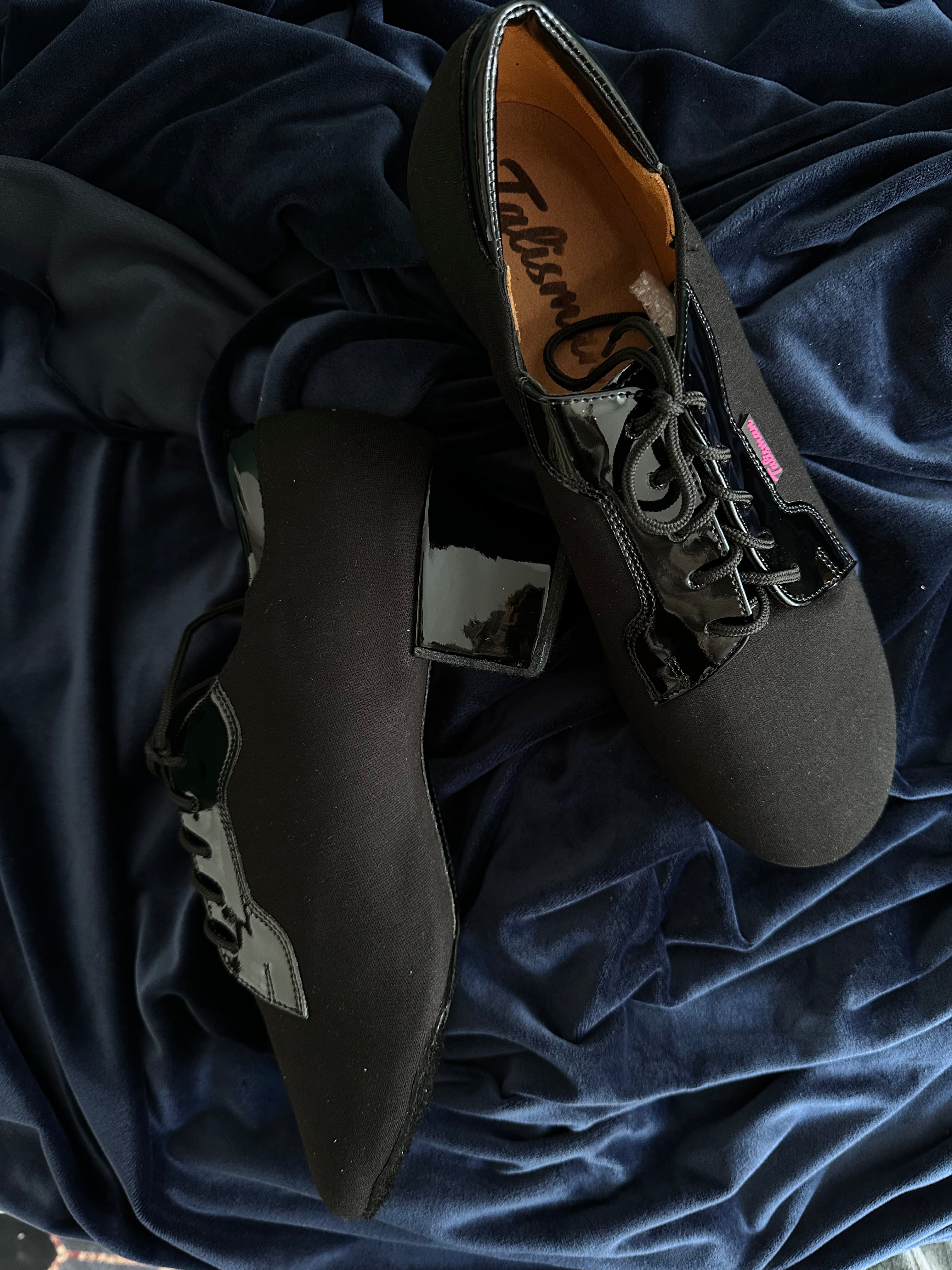 Herrenschuhe für Latein