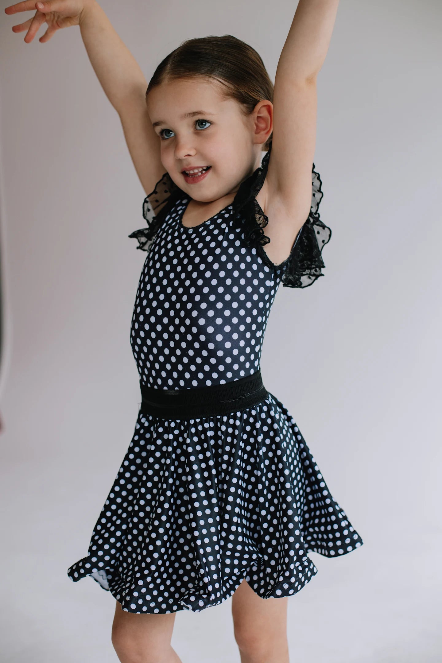 Kinder Latein Tanzkleid „Polka Charm“ – Schwarz Weiß