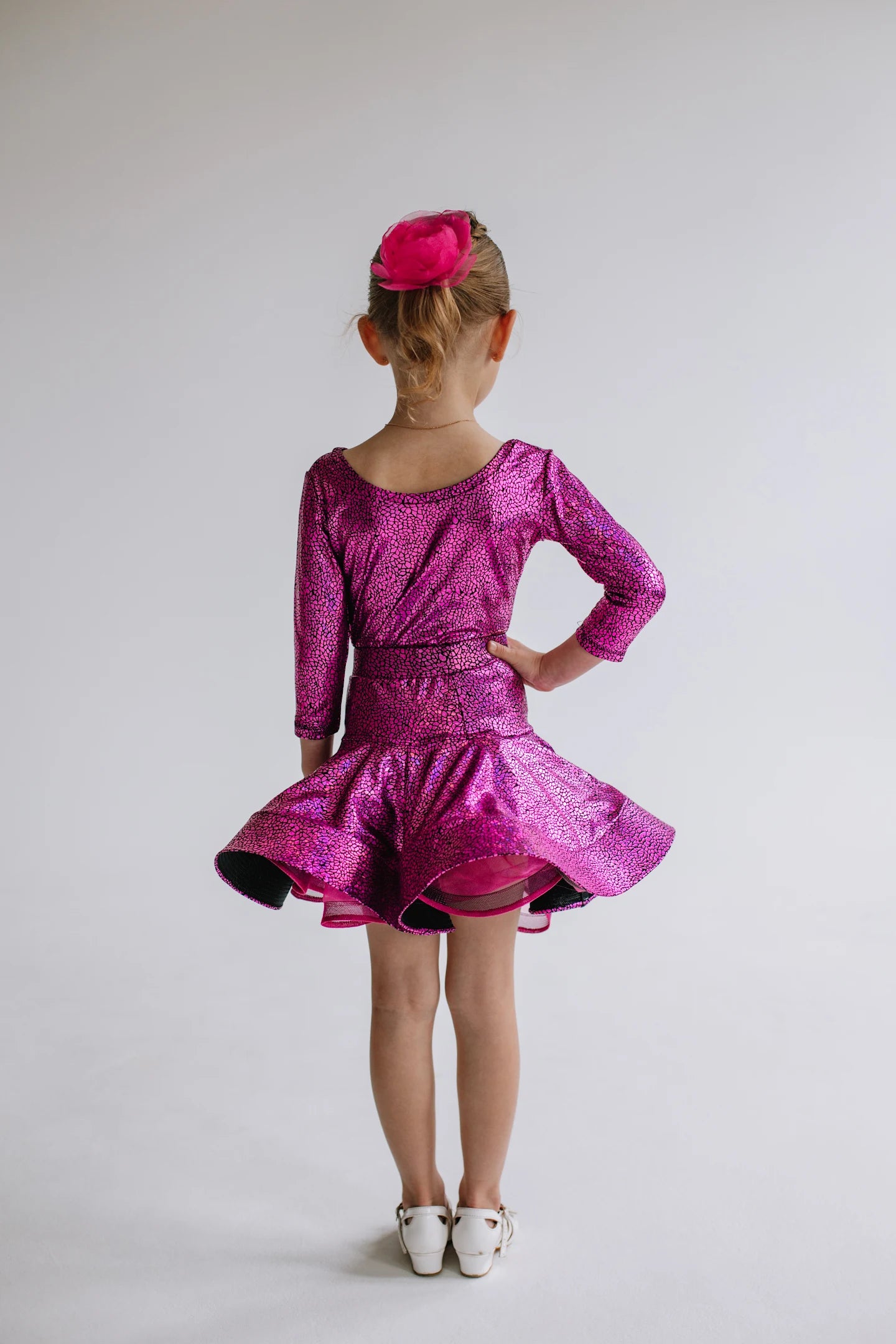 Kinder Latein Tanzkleid „Galaxy Pink“ – Glänzend